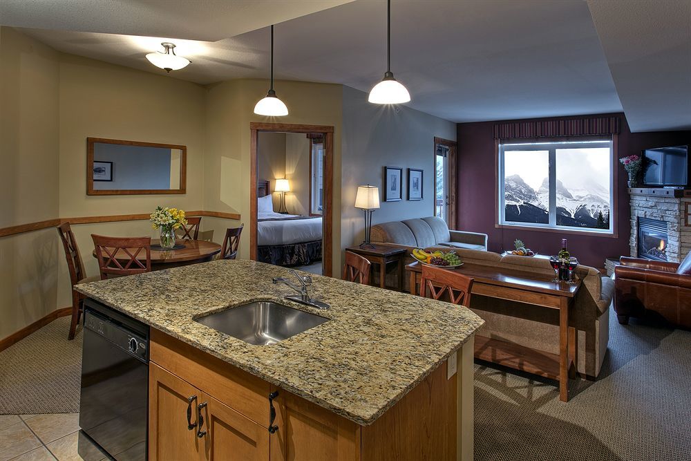 B&B Falcon Crest Lodge 1Br 1Pullout Canmore Zewnętrze zdjęcie